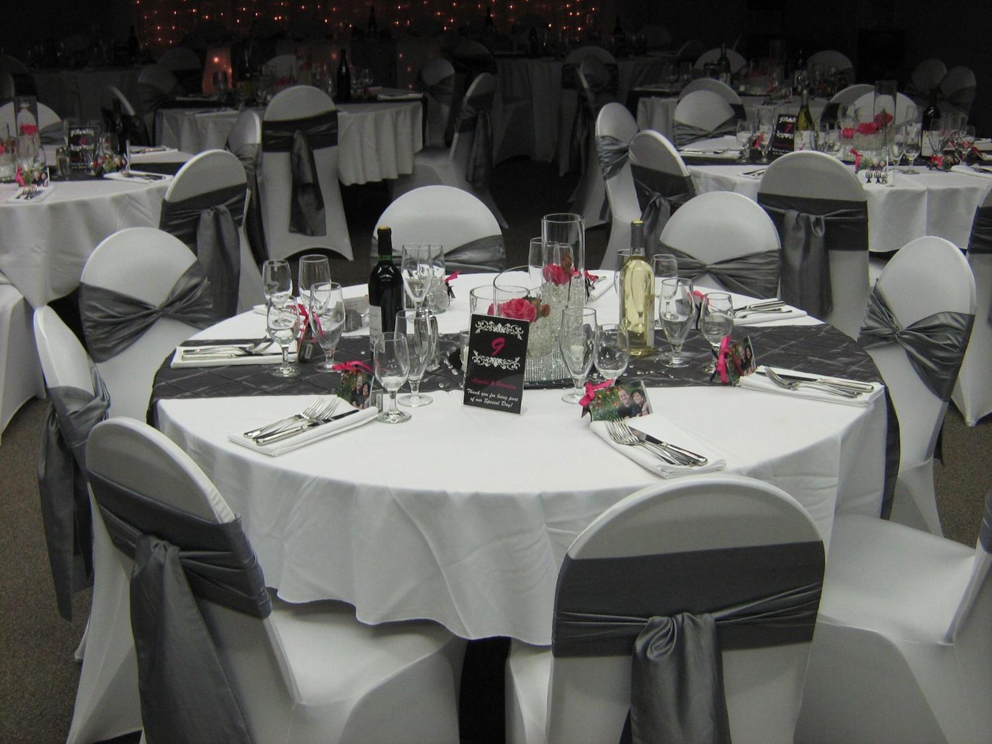 The Cedars Inn Hotel & Convention Centre Gibsons Extérieur photo
